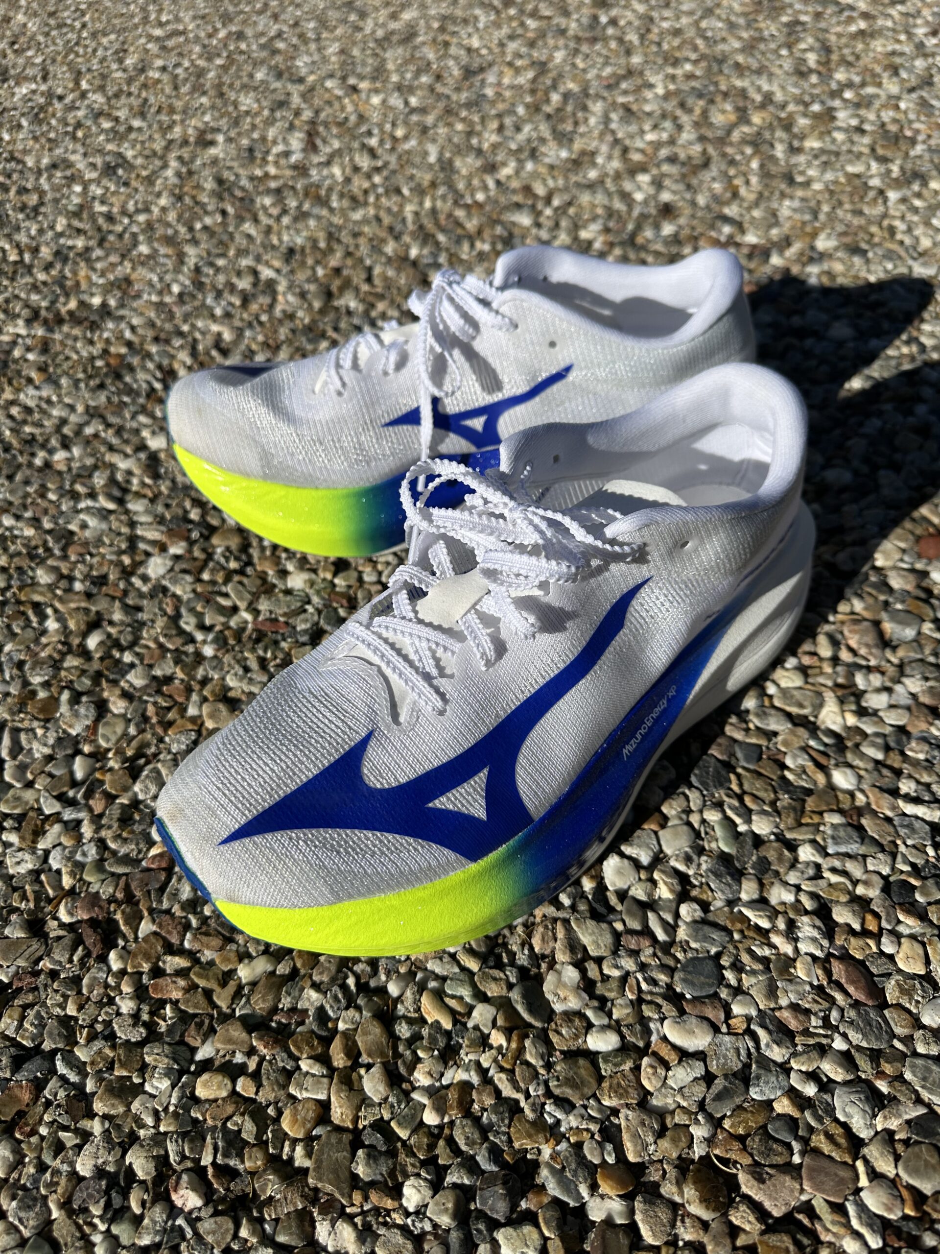 軽いだけじゃない」スピードを求めるランナーに最適な、ミズノの