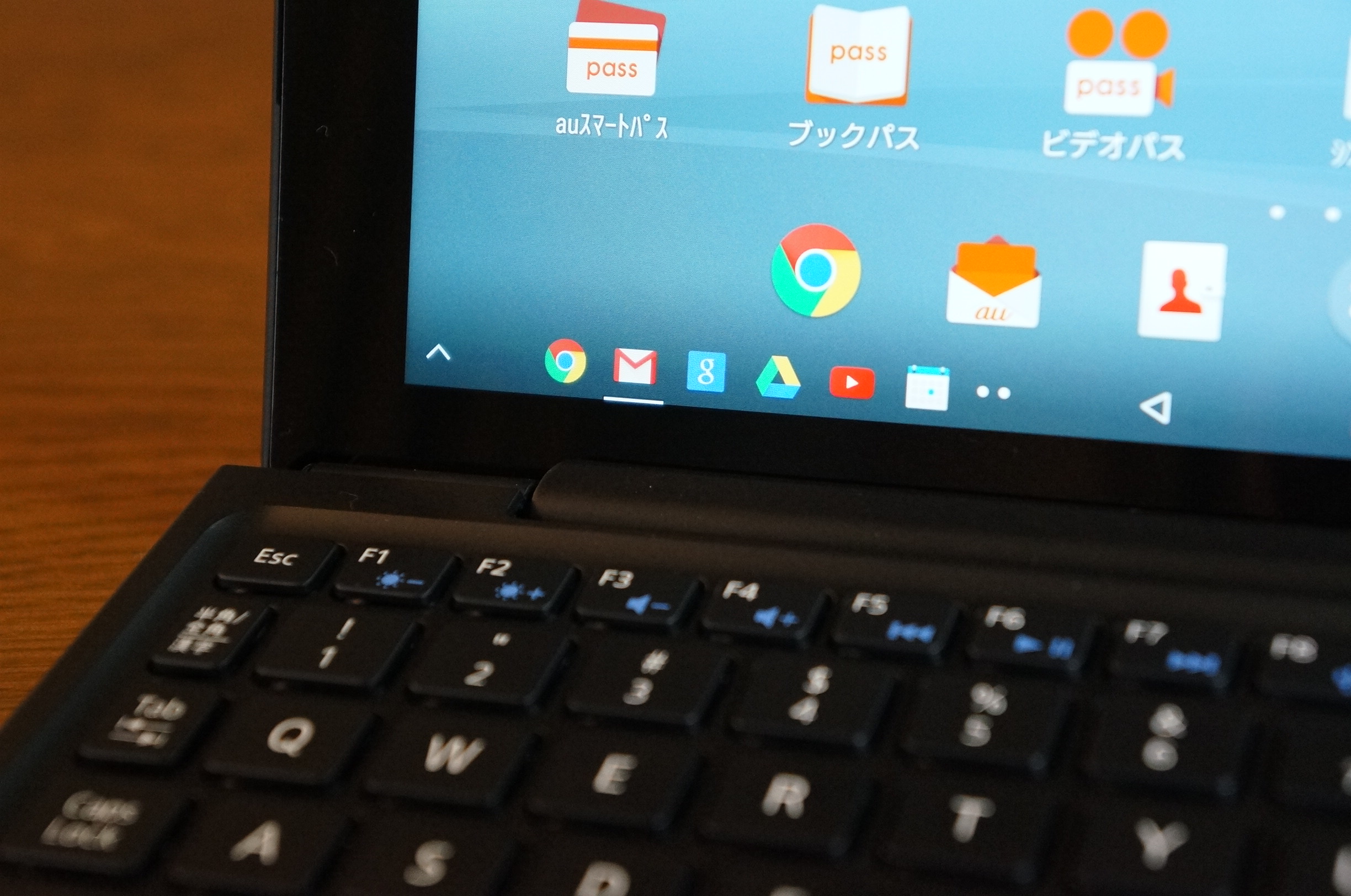 BKB50が入手困難！Xperia Z4 Tablet には、このキーボードを組み合わせろ！