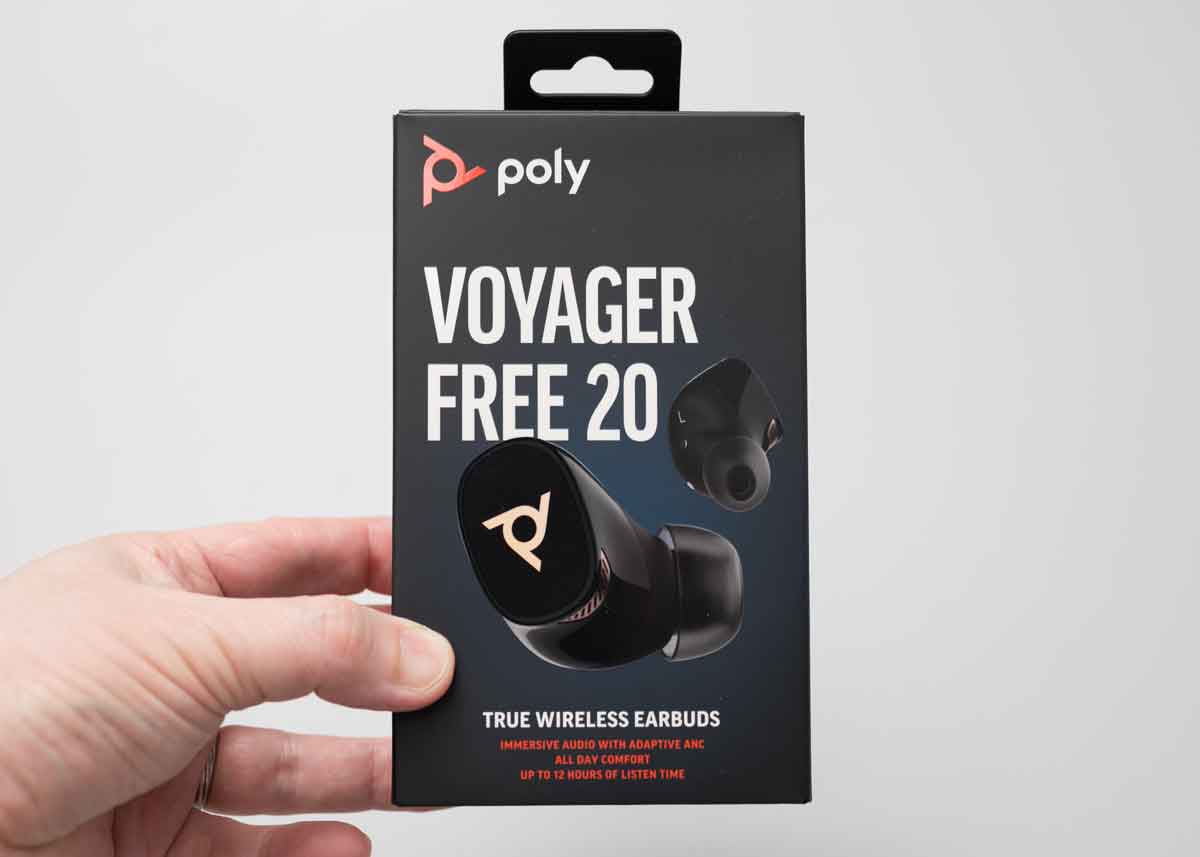 Poly Voyager Free 20』を試した！AIによる通話ノイズキャンセリングは