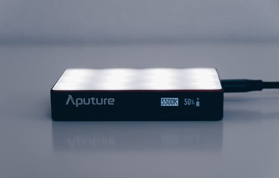 Aputure AL-MC レビュー／マグネットでどこでも設置できる小型RGB LED