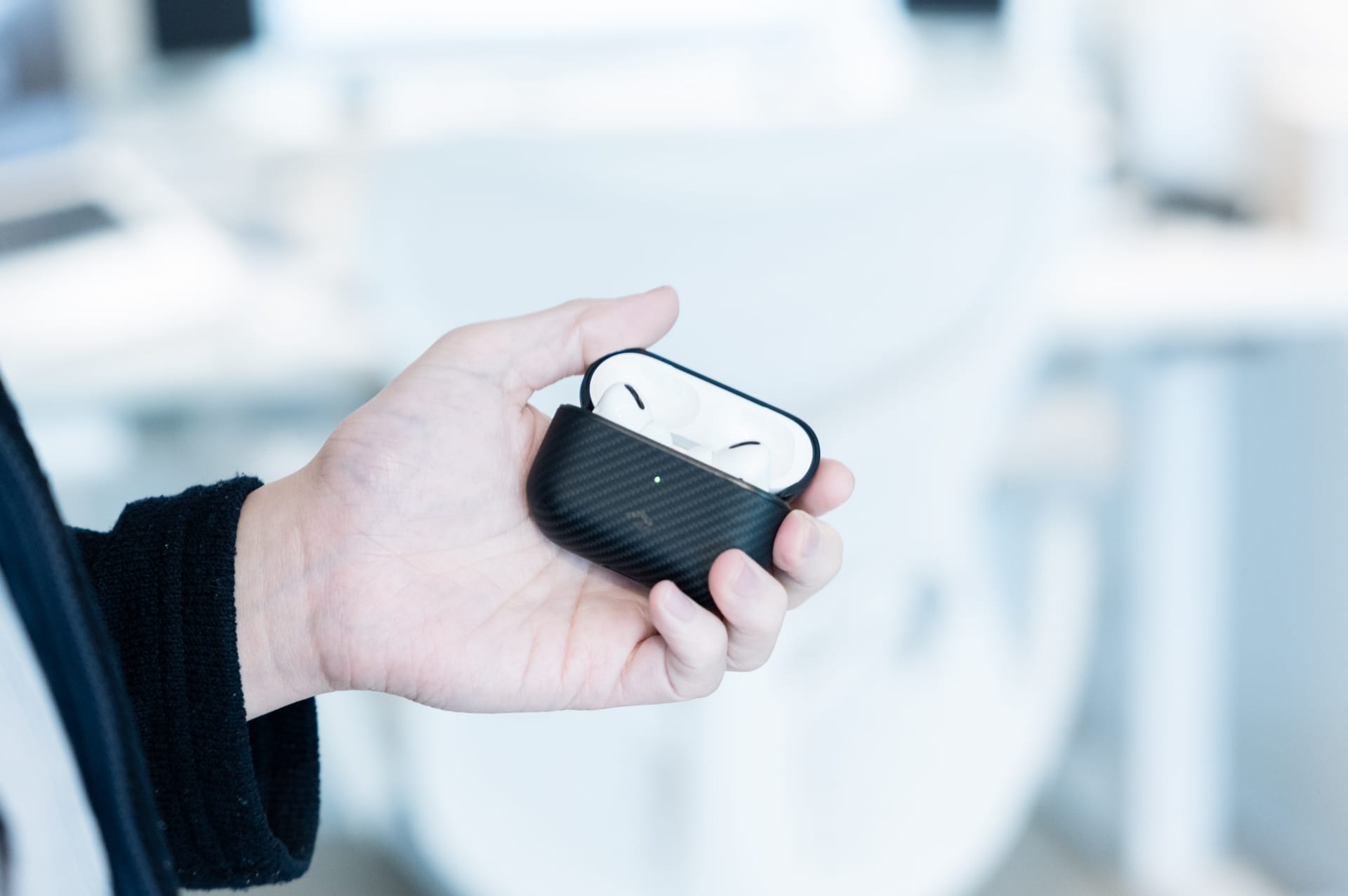 PITAKA MagEZ Case for AirPods Pro 2 レビュー／アラミド繊維を採用し