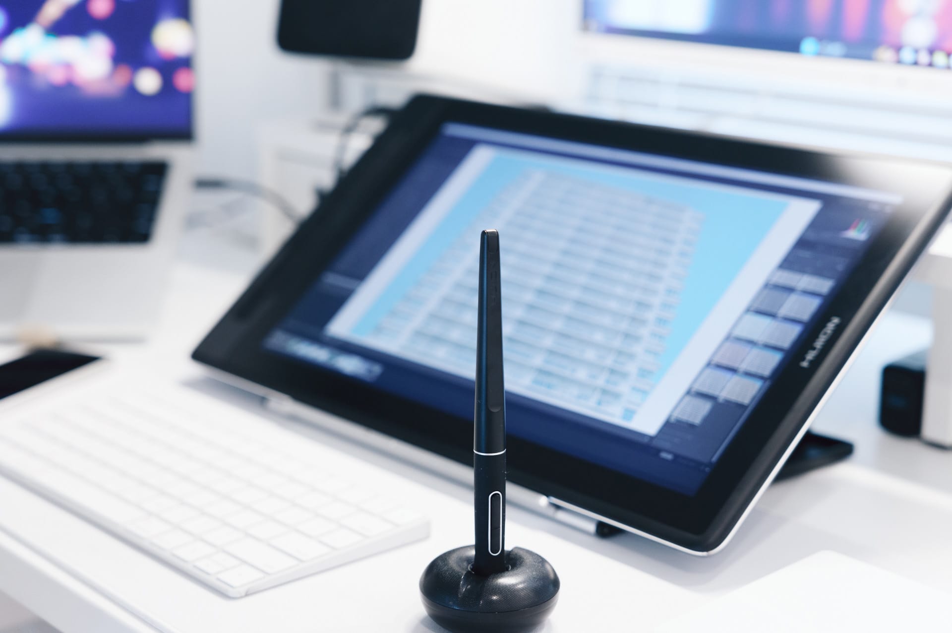 HUION Kamvas Pro 16(2.5K) レビュー／高性能なのに安い液晶ペン