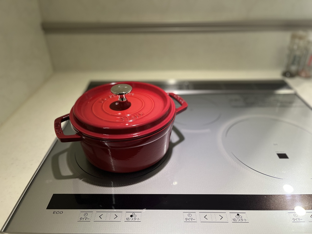 徹底検証】staub ストウブ ピコ ココット ラウンド チェリー 18cmの
