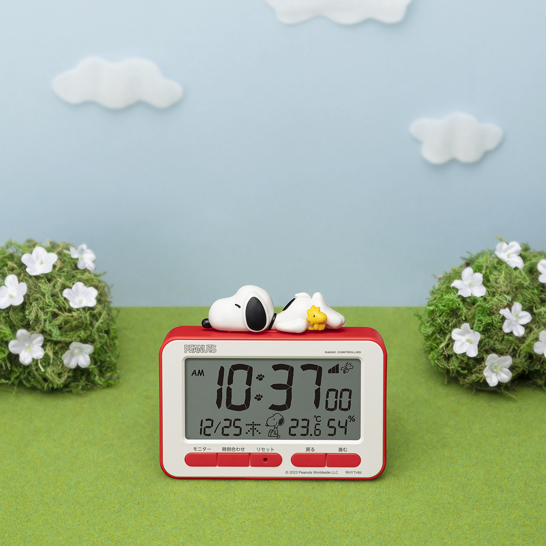 SNOOPY alarm digitalclock | AssistOn