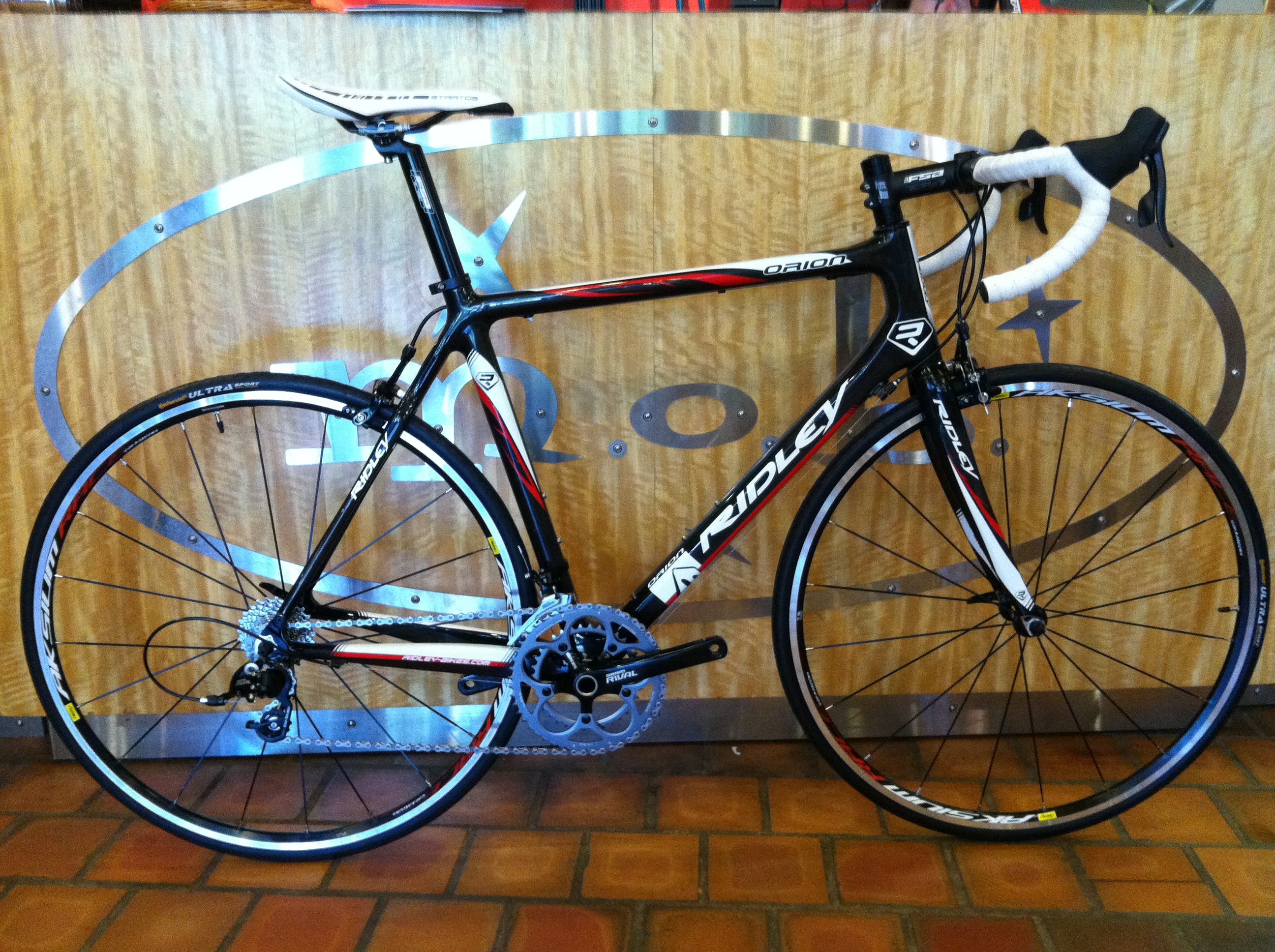 Hot Bike Alert! Ridley Orion - Mock Orange Bikes