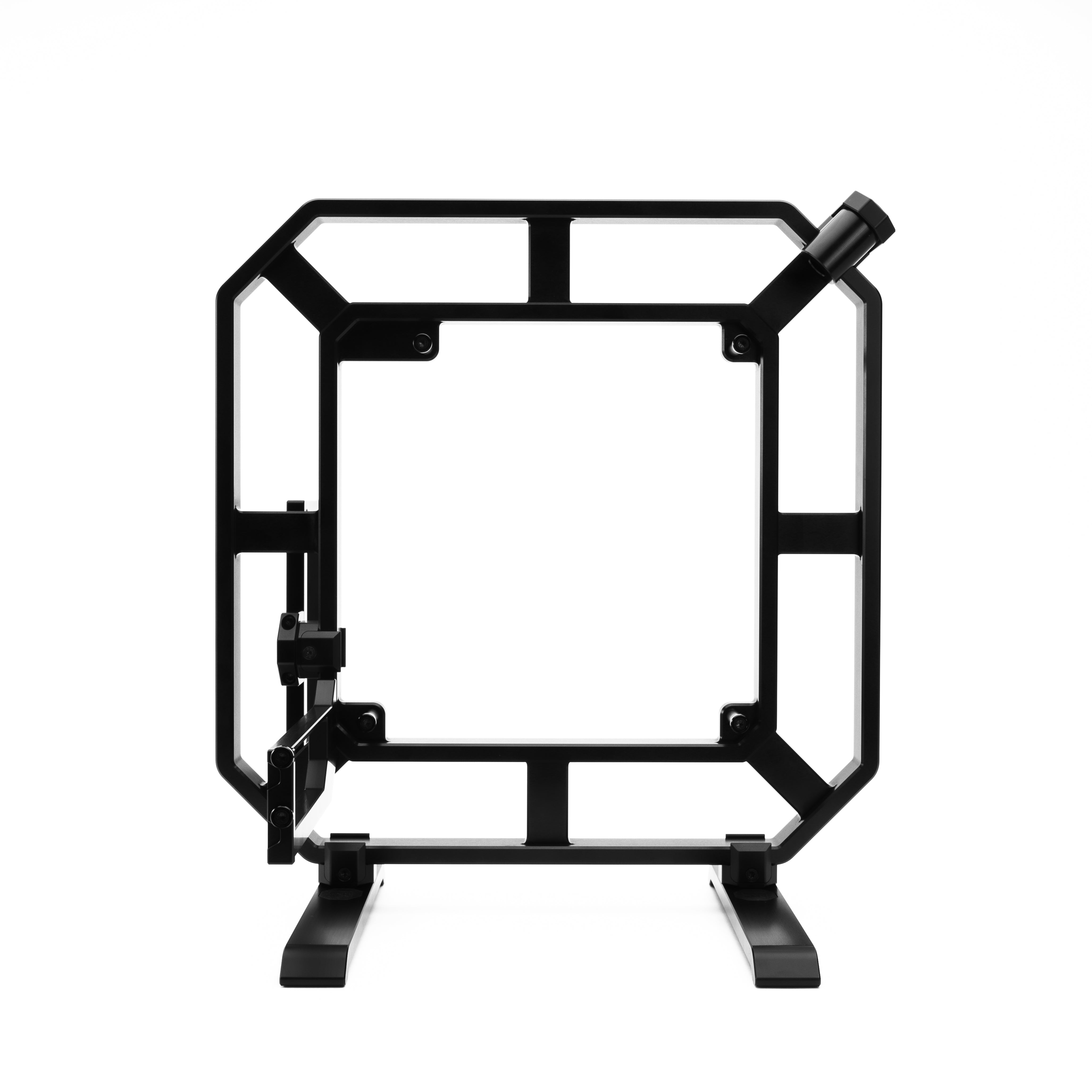 SYS8 BASIC KIT – Modular Aluminum PC Frame | MODABLE