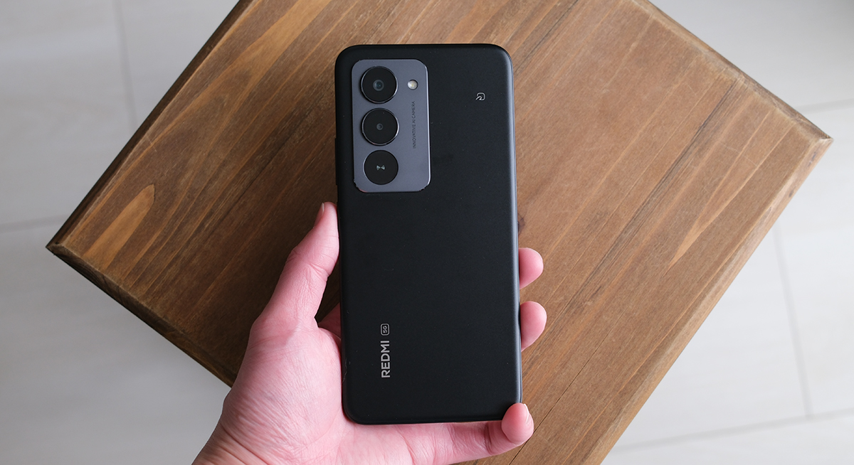 超大容量7,000mAhバッテリー搭載「REDMI 15 5G」実機キタァー！手