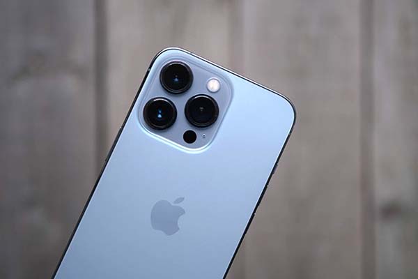 iPhone 13 Proをレビュー。最大120Hz駆動のディスプレイと進化した