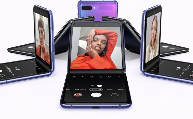 au独占販売！Samsungが折りたたみスマホGalaxyZ Filpを発表！