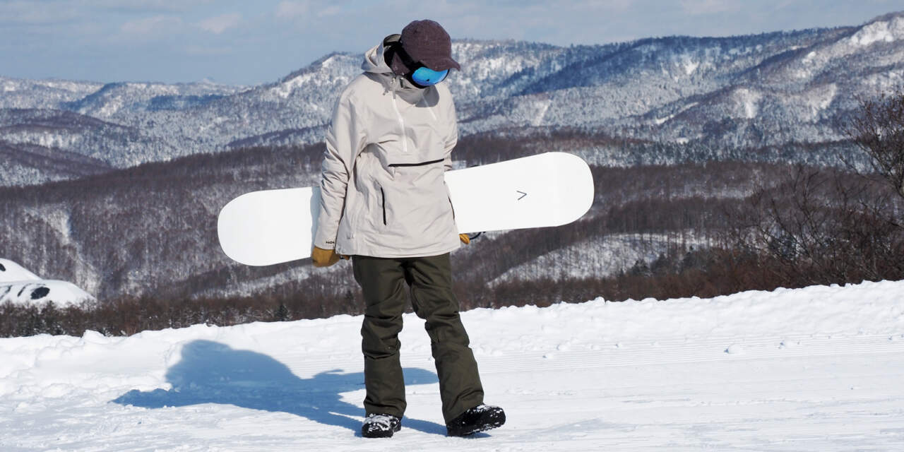 HOLDEN｜洋服感覚で選ぶ モードなスノーボードウェア | スノーボード