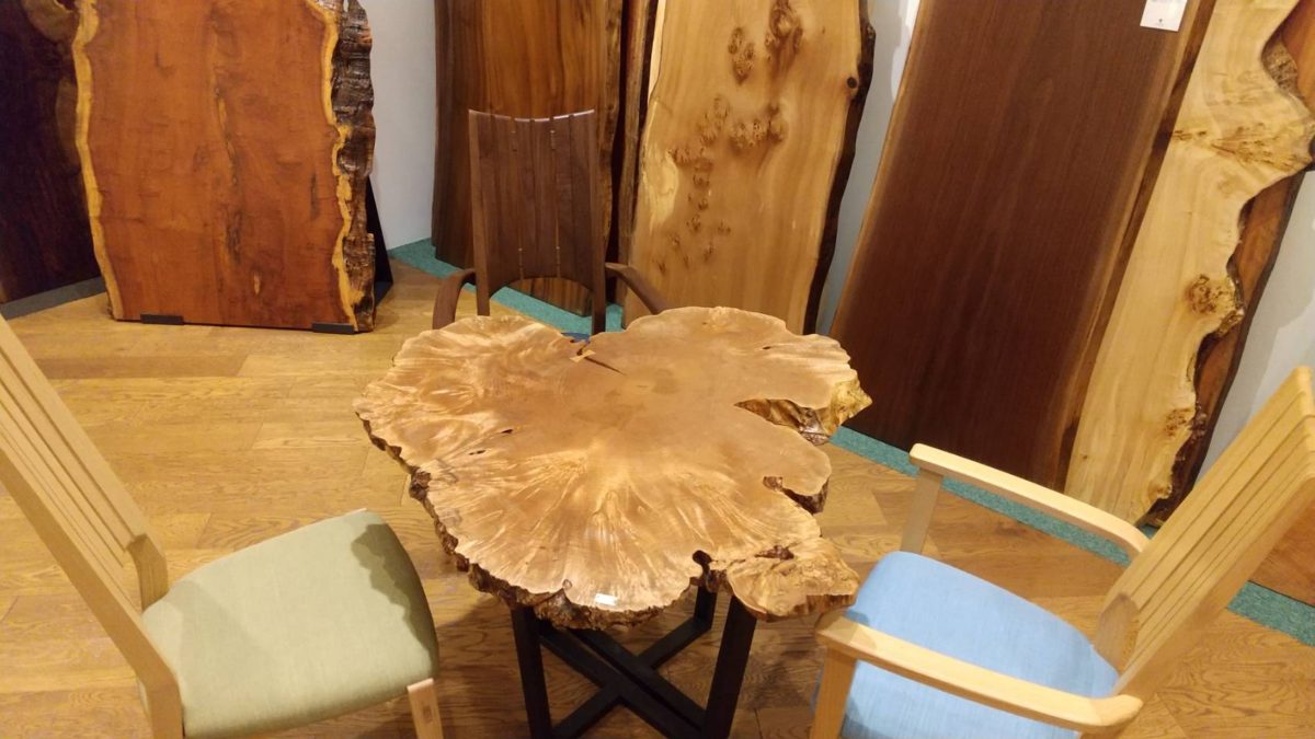 輪切りテーブルのご紹介 | 一枚板テーブル、無垢材 天板の販売