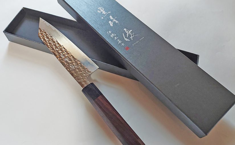 越前伝統工芸士「黒崎優」閃光・剣型文化165mm(粉末ハイス鋼・鎚目打