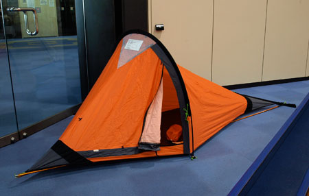 ARAI TENT：ビビィシェルター: 自転車とアウトドアライフ（遊び）