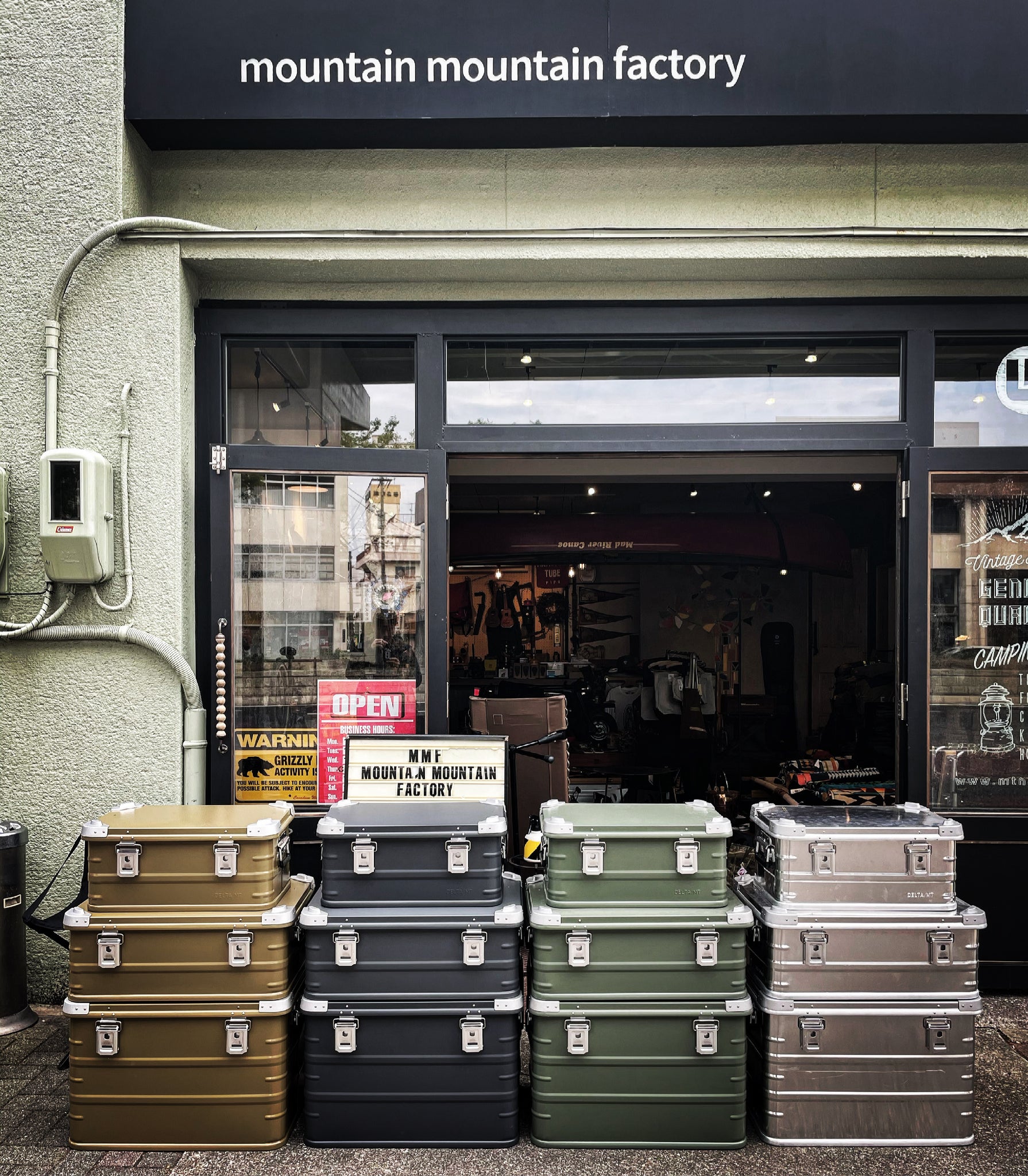 DELTA/MT アルミコンテナ コヨーテ Mサイズ DELTA/MT アルミコンテナ