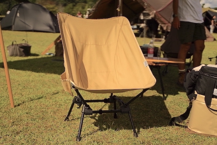 DOD 『スゴイッス』をヘリノックス チェアワン・チェアツーと比較