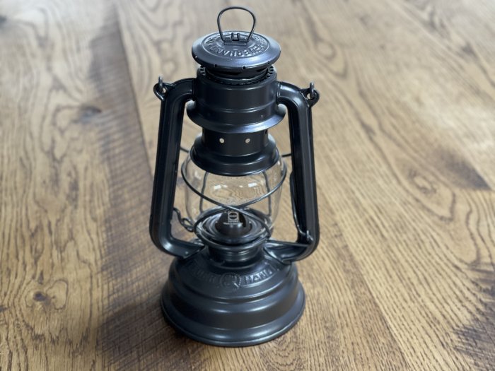 FEUERHAND】フュアハンドランタン 使い方、パッキン交換、収納ケース