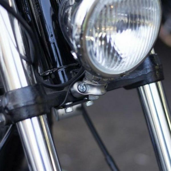 ヤマハ SR400/500 新型ボトムマウントライトステー モーターロック