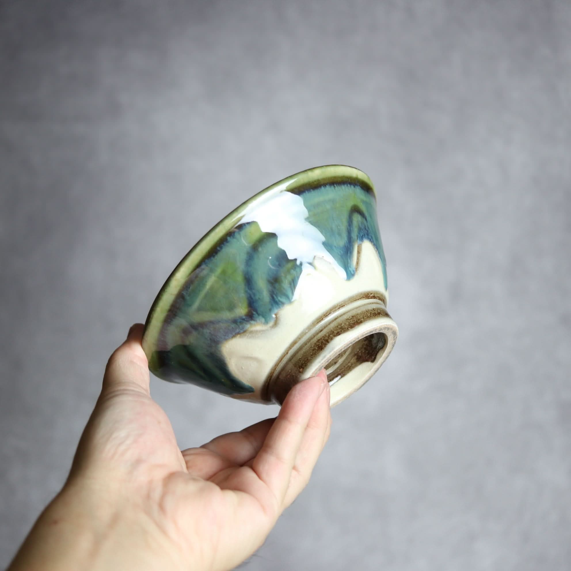 4.5寸マカイ1 緑釉 指描 やちむん 陶器 いずみ窯 島袋工房｜いずみ窯