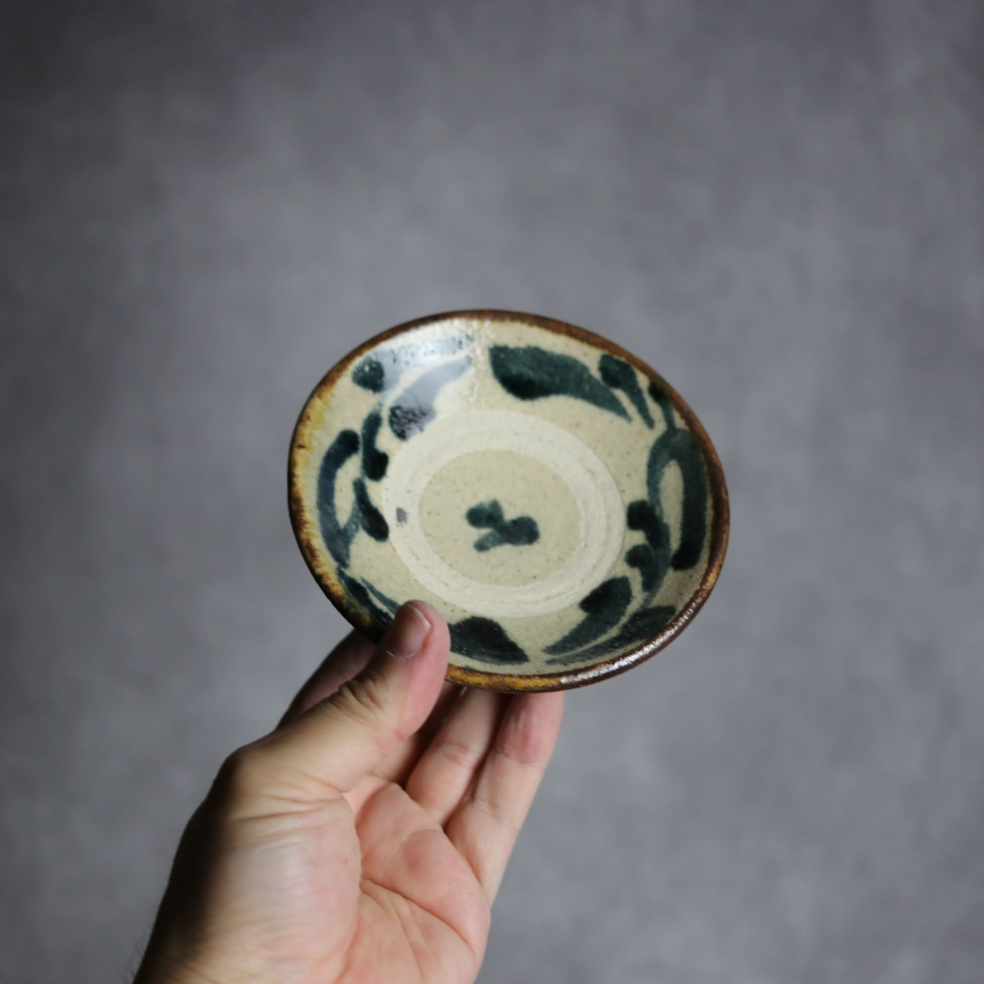 3.5寸皿3 呉須釉 唐草 やちむん 陶器 北窯 松田共司工房｜北窯 松田共