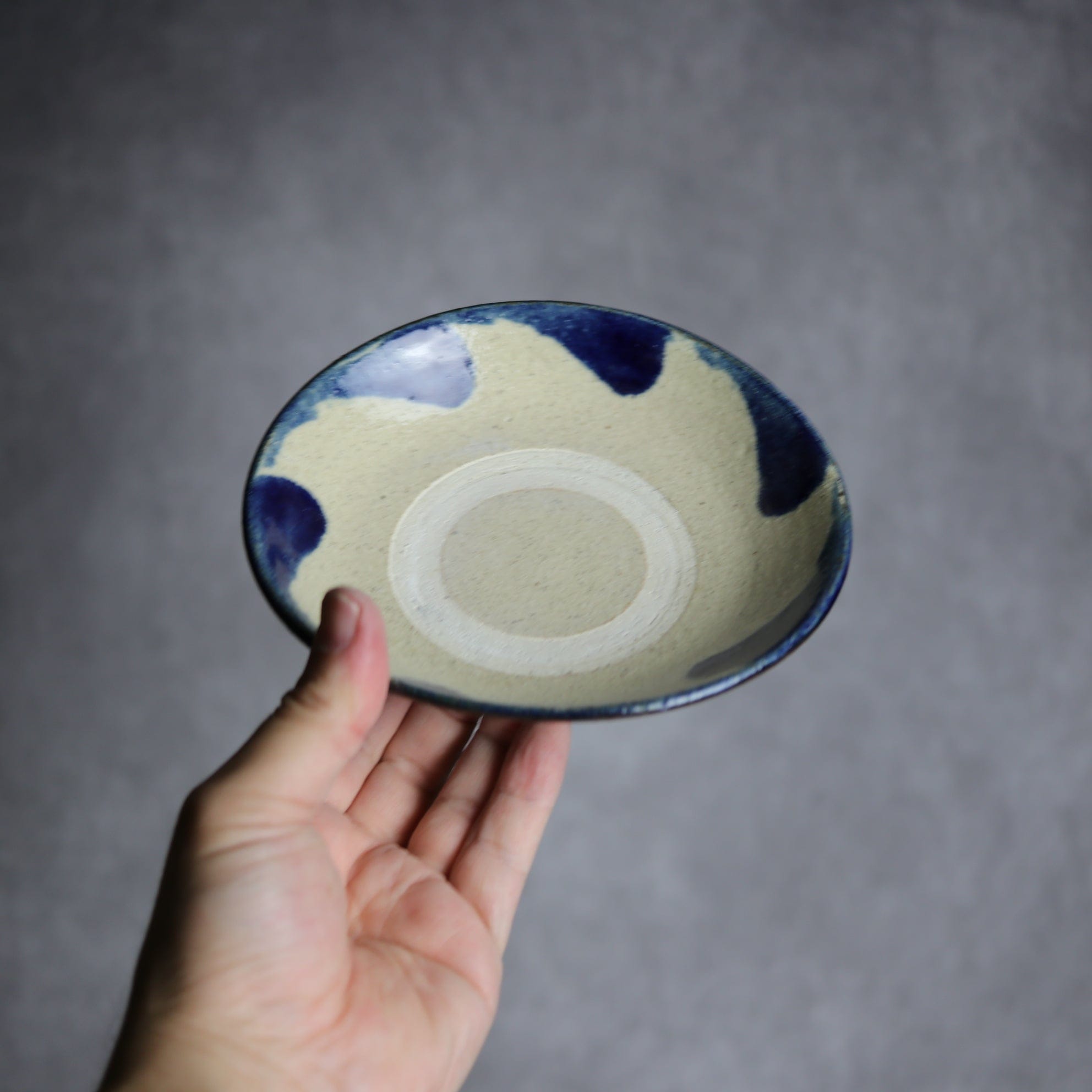 5寸皿1 呉須釉 波紋 やちむん 陶器 北窯 松田共司工房｜北窯 松田共司