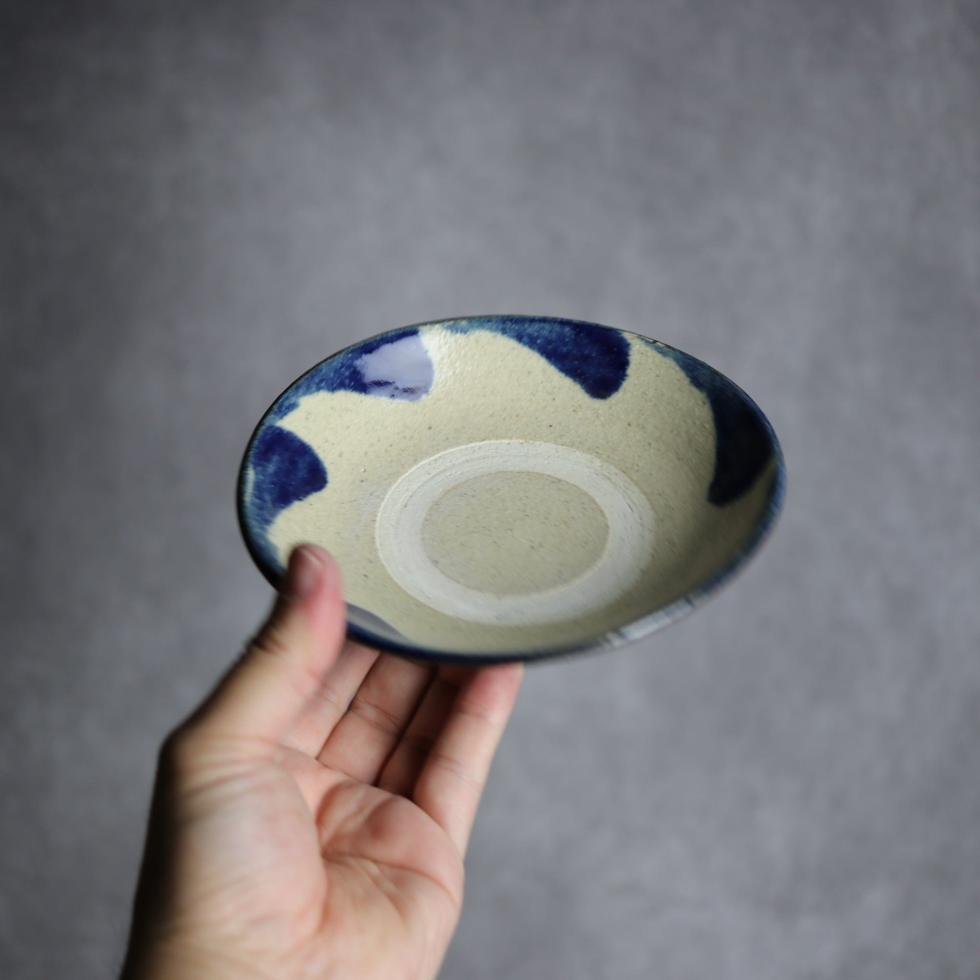 5寸皿1 呉須釉 波紋 やちむん 陶器 北窯 松田共司工房｜北窯 松田共司