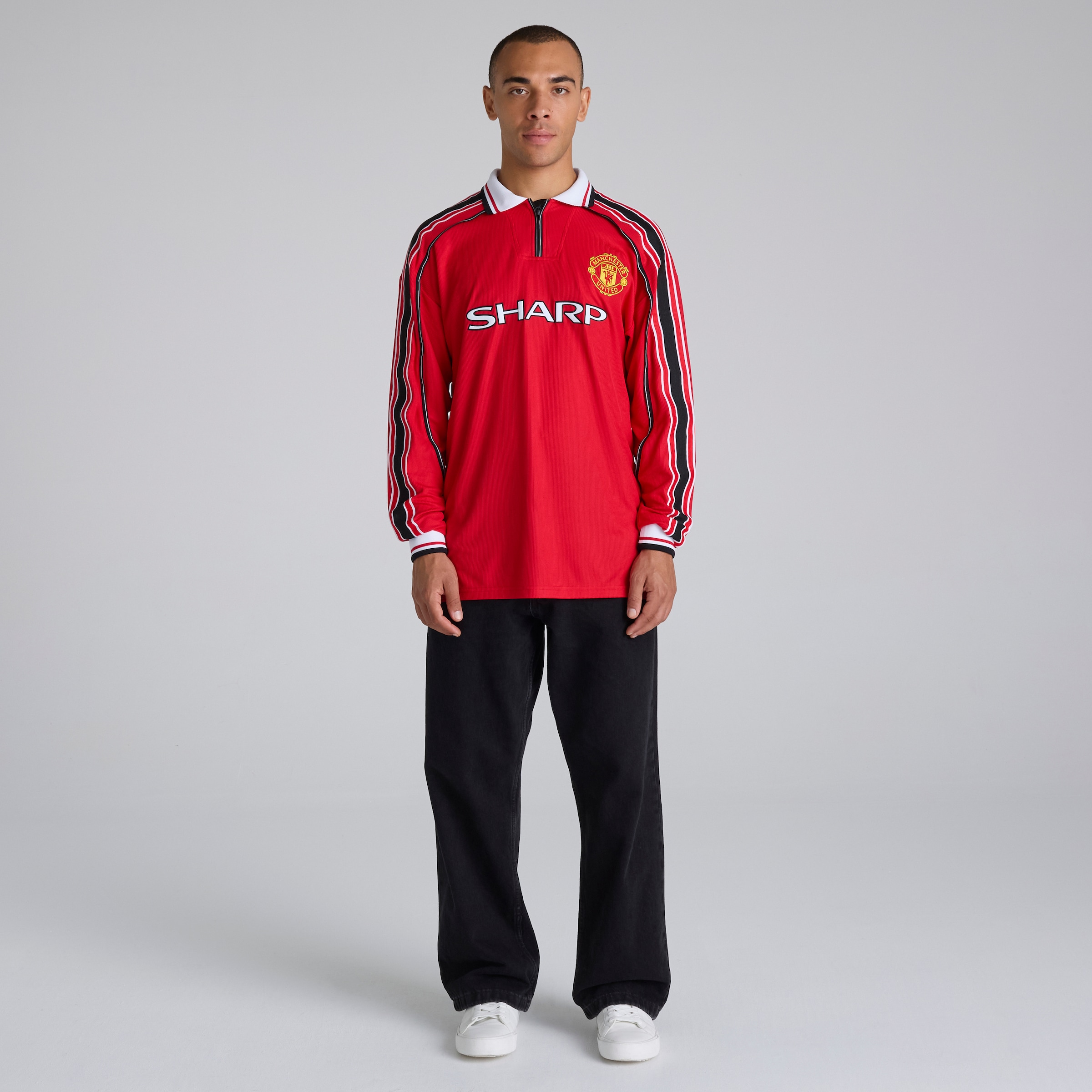 Buy Manchester United Long Sleeve 1998-00 Home Shirt Red