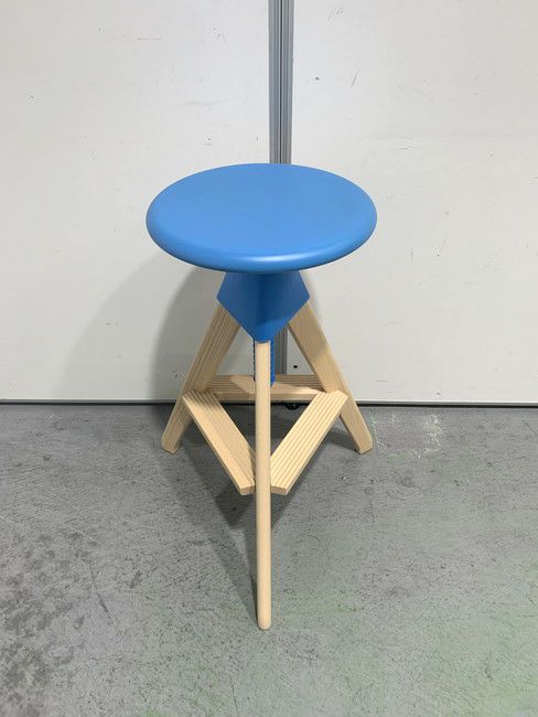 マジス トム＆ジェリーTomハイスツール | 無限堂ネットショップ