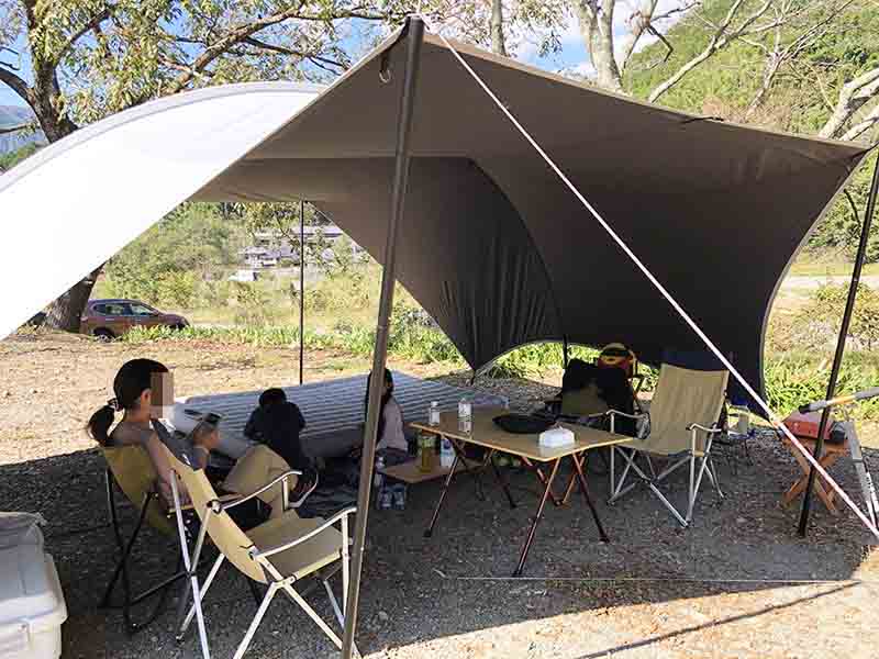 ハビタープ】OutdoorBaseのトンネル型快適タープのレビュー。使い方は