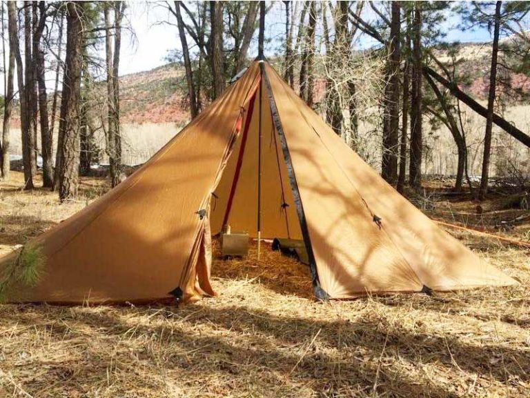 シークアウトサイド】『ティピーテント レッドクリフ』は実用的なワン
