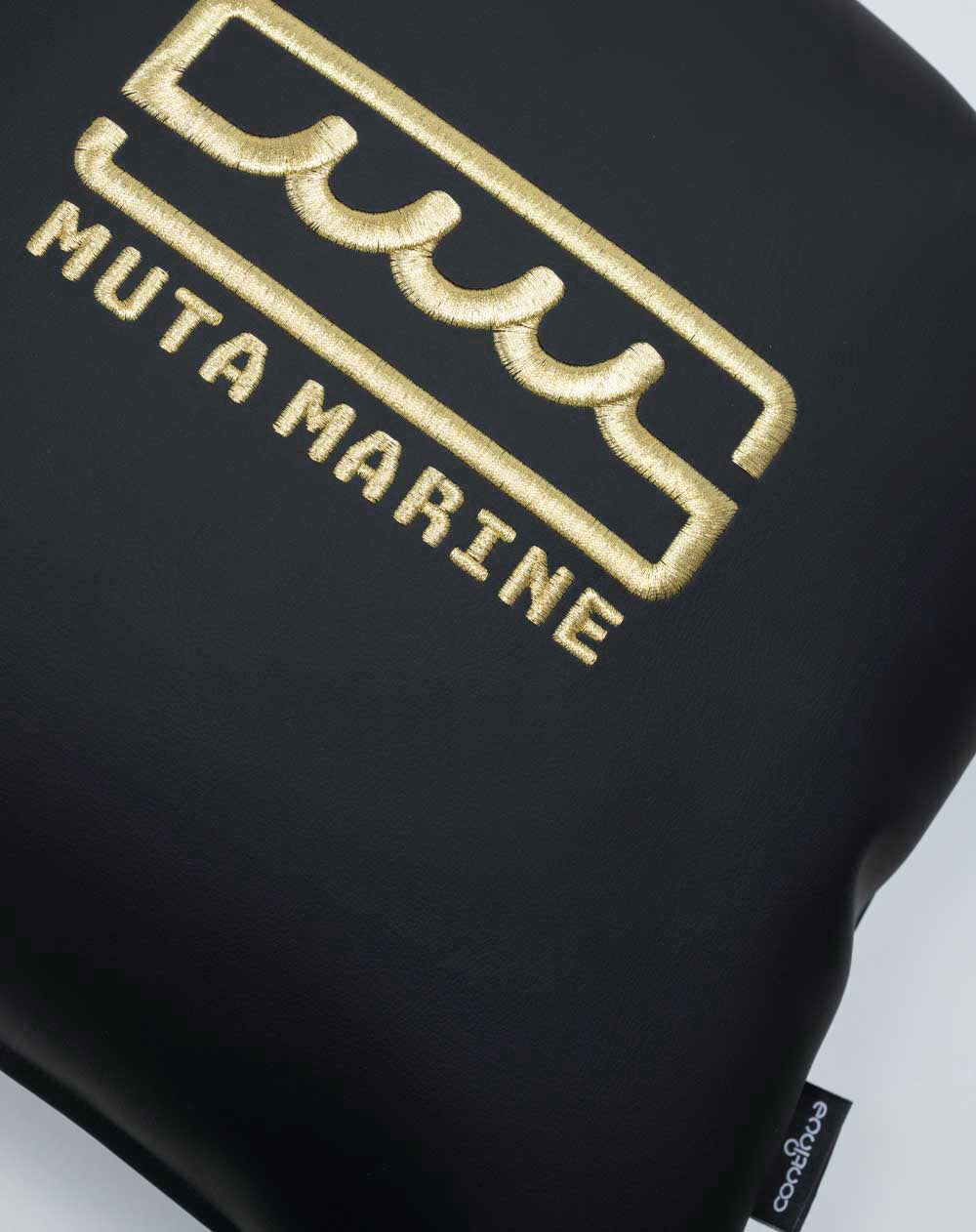 CONTINUA エシカルレザー クッション (BOXLOGO) [全6色] – muta Online