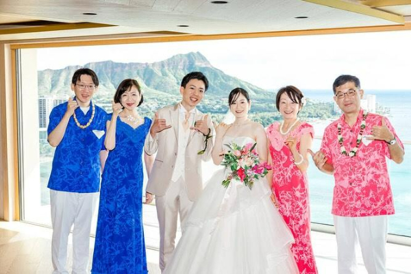 ムームーレインボー | ハワイ結婚式参列 ハワイアンドレス・ムームー