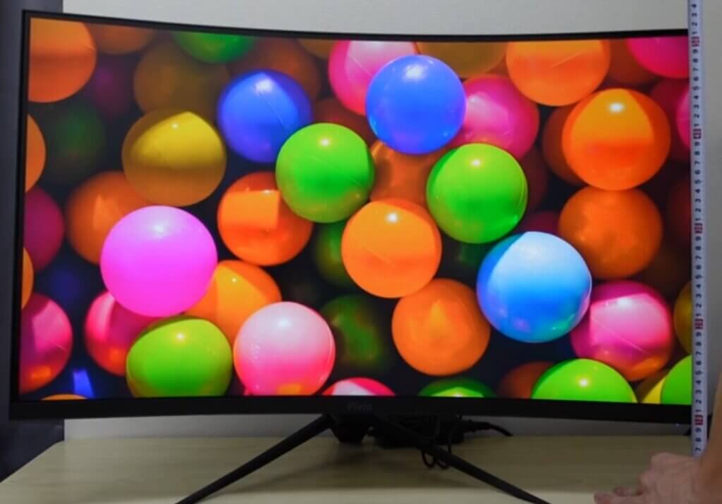 実機】Pixio PXC327 レビュー｜WQHD・32インチの湾曲165Hzゲーミング