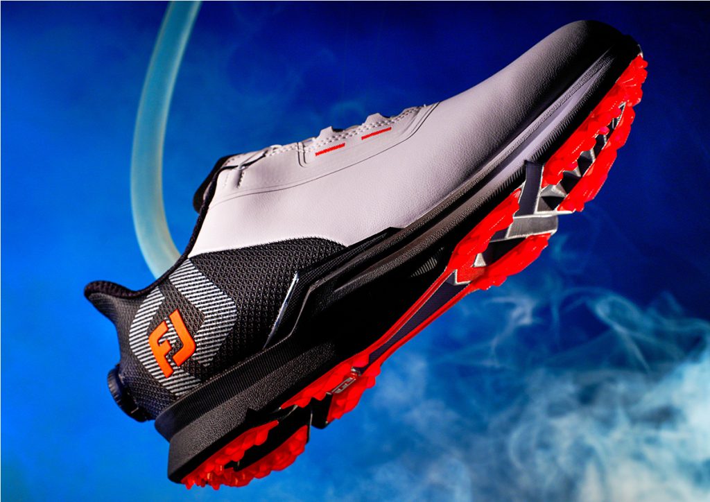 プレゼント】軽量で歩きやすく、グリップ力も抜群! フットジョイ