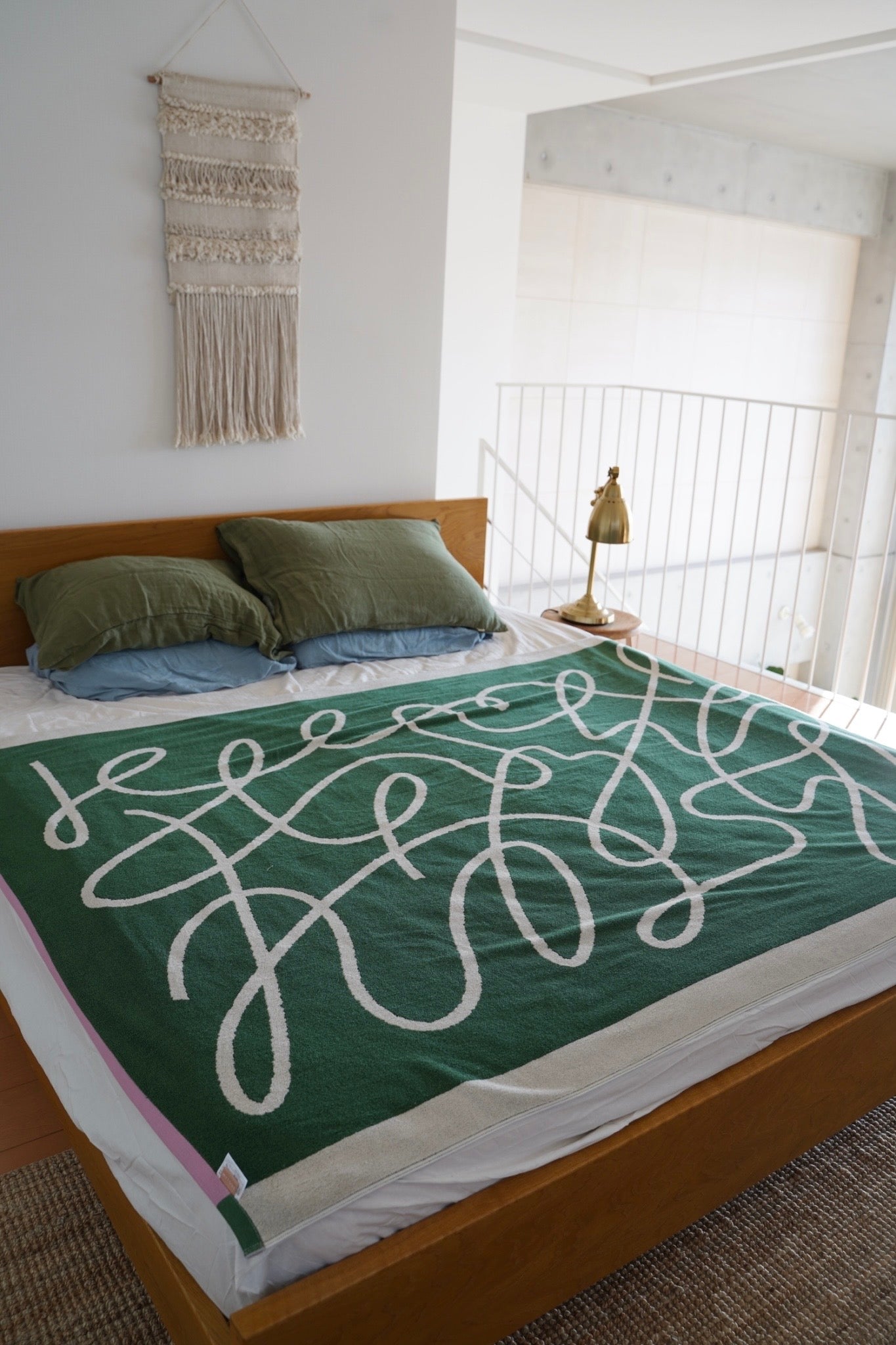 BED THROW BLANKET：Dance – MYTONE