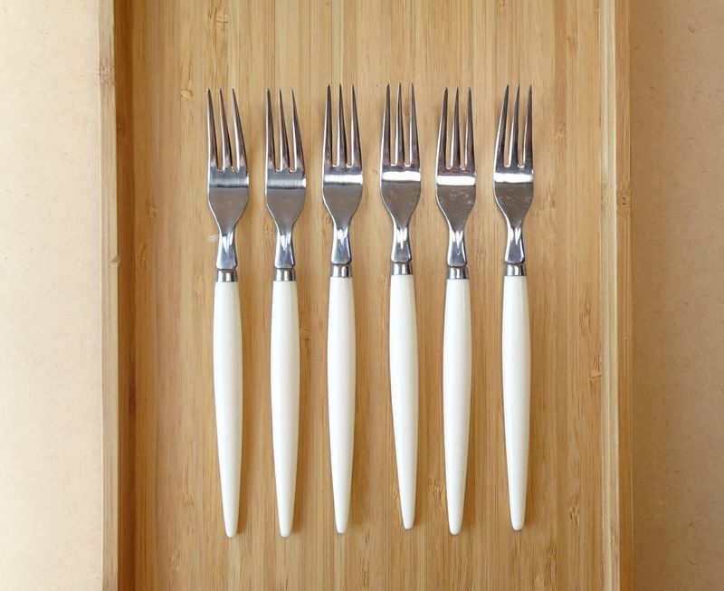 SHOP 偶然と必然の間 昭和レトロ フルーツフォーク クリーム色