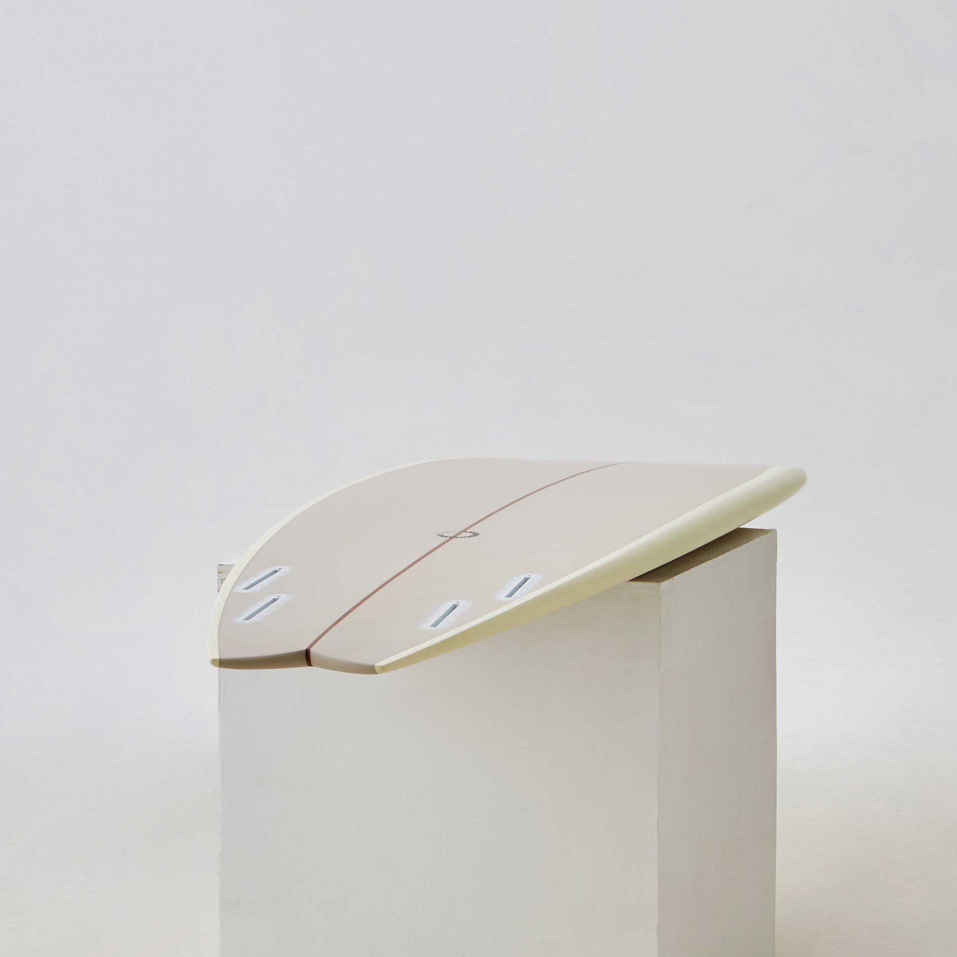 nanazero公式】Standard EPS サーフボード ミッドレングス MID05