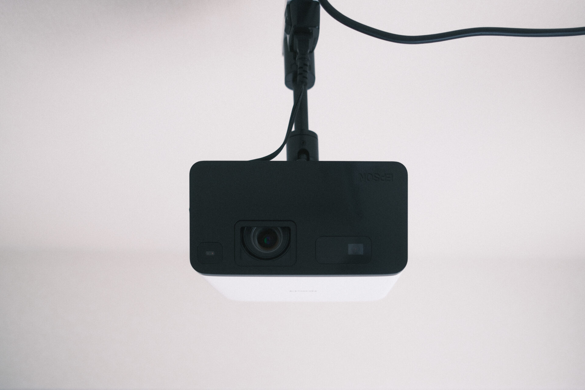 エプソンEF-21レビュー｜【決定版】ダクトレール設置のベスト