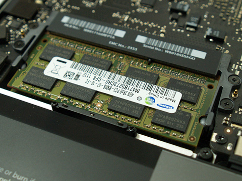 MacBook Pro 15-inch のメモリを8GBに増設 - ナカグマタイムズ