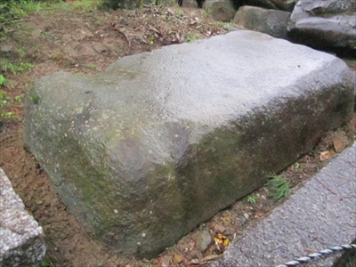 飛石 沓脱石 造作品 販売 ｜ 京都の庭石なら株式会社ナカミチ