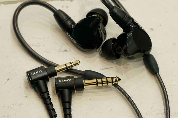 モニターヘッドホン IER-M7 レビュー ｜試聴すると響きがクセになる！