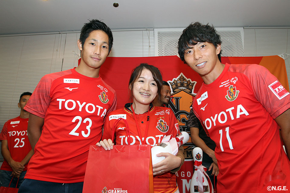 佐藤 寿人 | 選手・スタッフ | チーム | 名古屋グランパス公式サイト