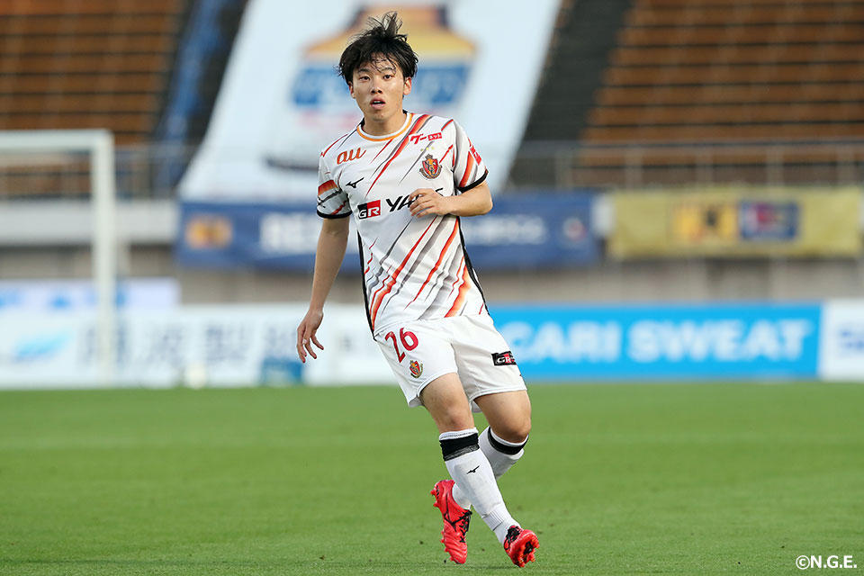 成瀬竣平 | 選手・スタッフ | チーム | 名古屋グランパス公式サイト