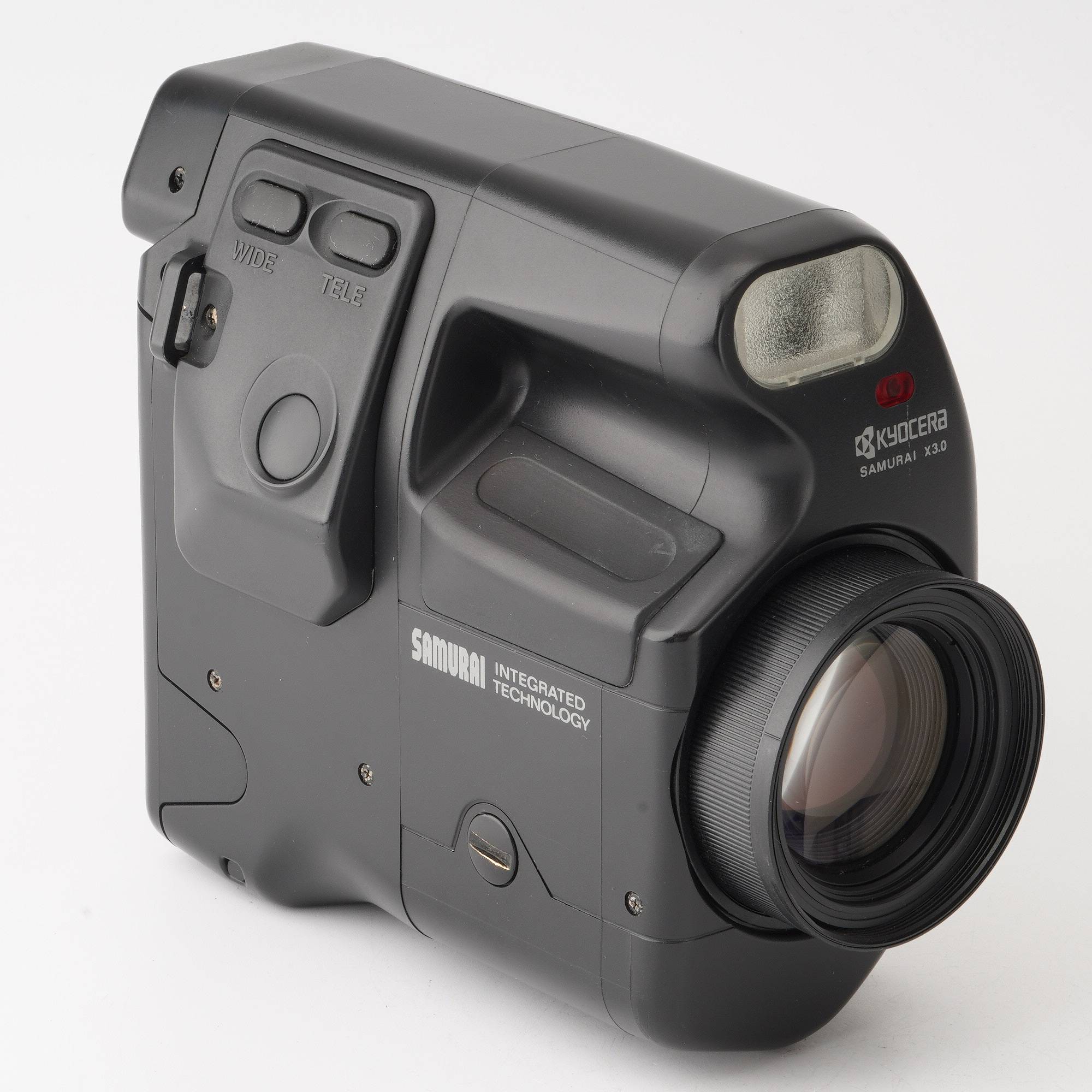 Kyocera SAMURAI サムライ X3.0 / AF ZOOM 25-75mm F3.5-4.3 – Natural