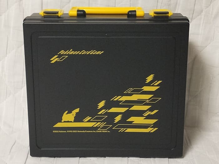 カードサプライ】『ポケモンカードゲーム キャリングケース ピカチュウ