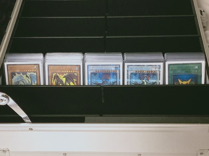 CEO Strageと比較】遊戯王 25th ANNIVERSARY ULTIMATE KAIBA SET（海馬