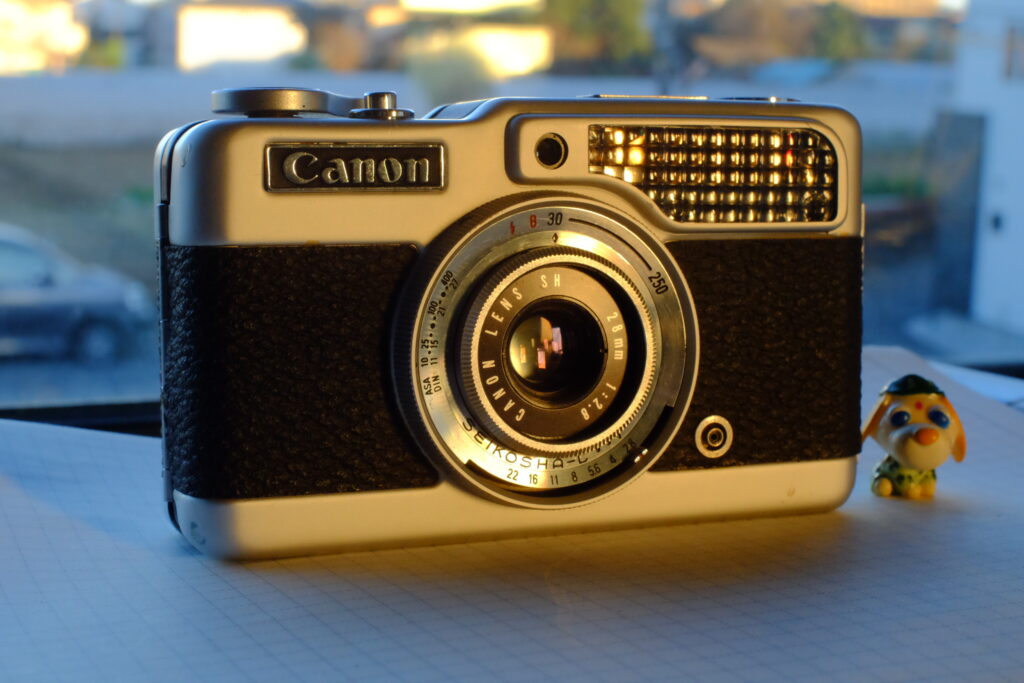 世界にたったひとつ キャノン スクエアデミ EE 28 これが本当のデミの