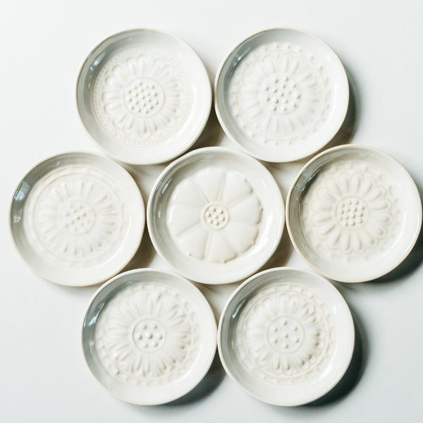 赤膚焼窯元 尾西楽斎】南都七大寺古瓦皿 7枚組｜【ならわし narawashi