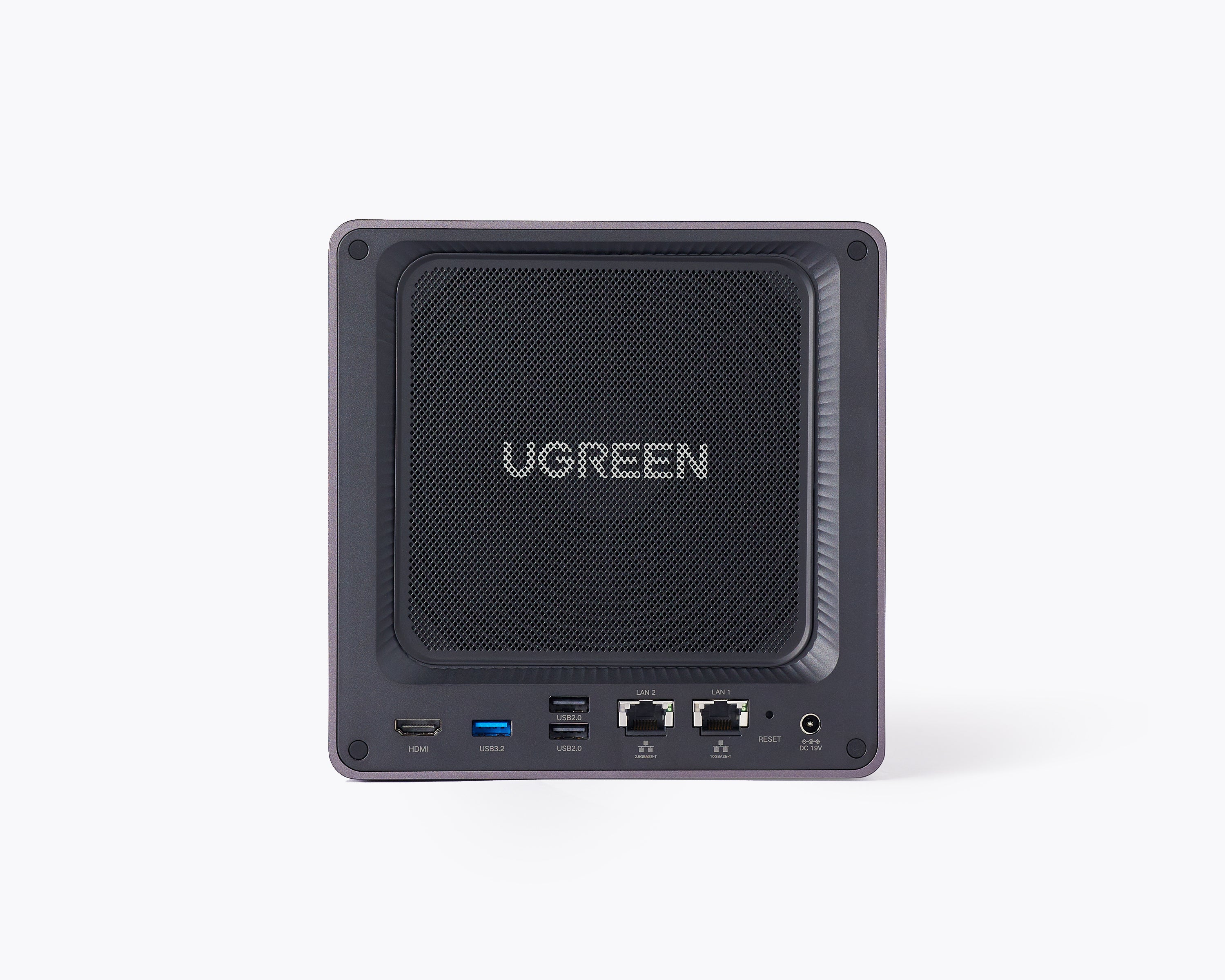 UGREEN 4ベイ NASストレージ - 136TB超大容量と高速10GbE転送
