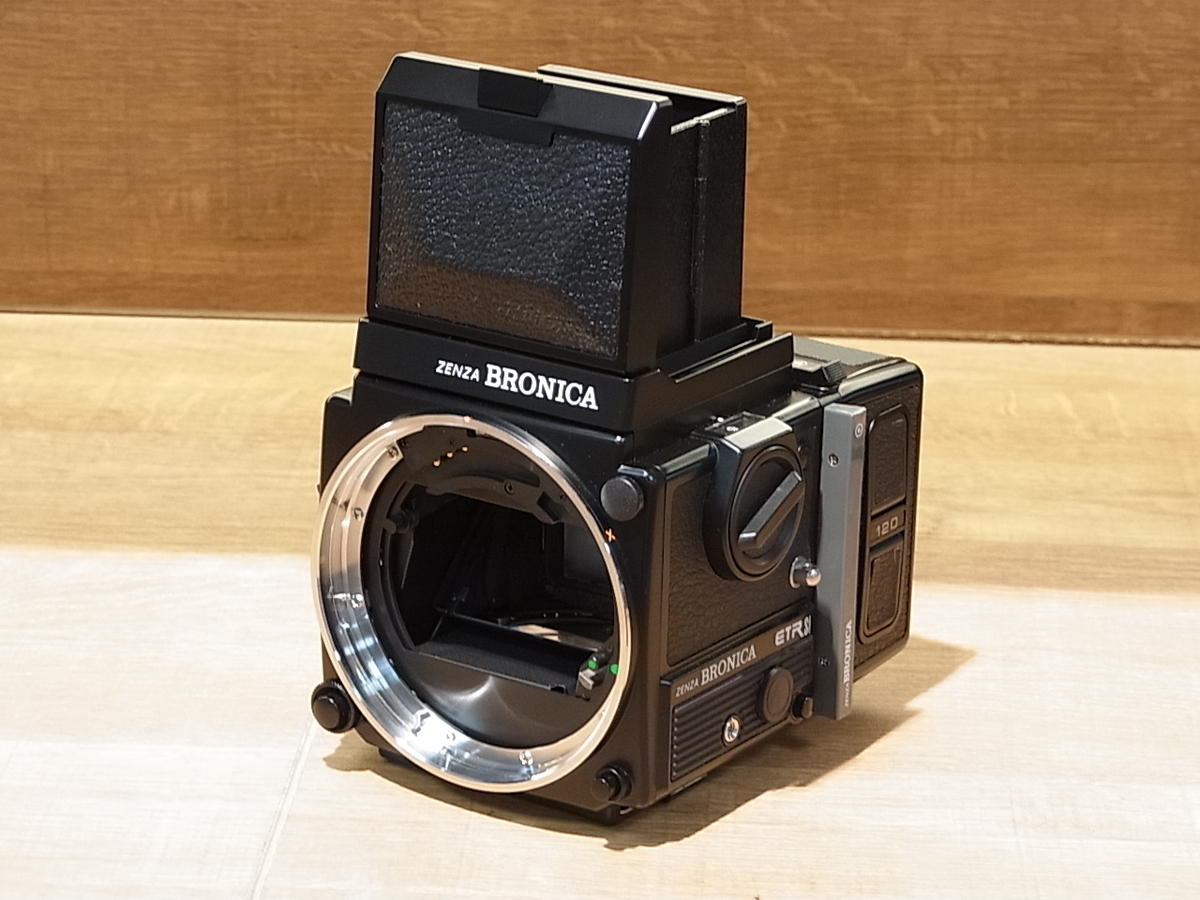 最低価格 ¥1,000 の BRONICA フィルムカメラ
