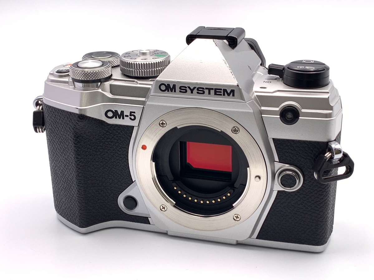 OM SYSTEM OM-5 ボディ [シルバー] 中古価格比較 - 価格.com
